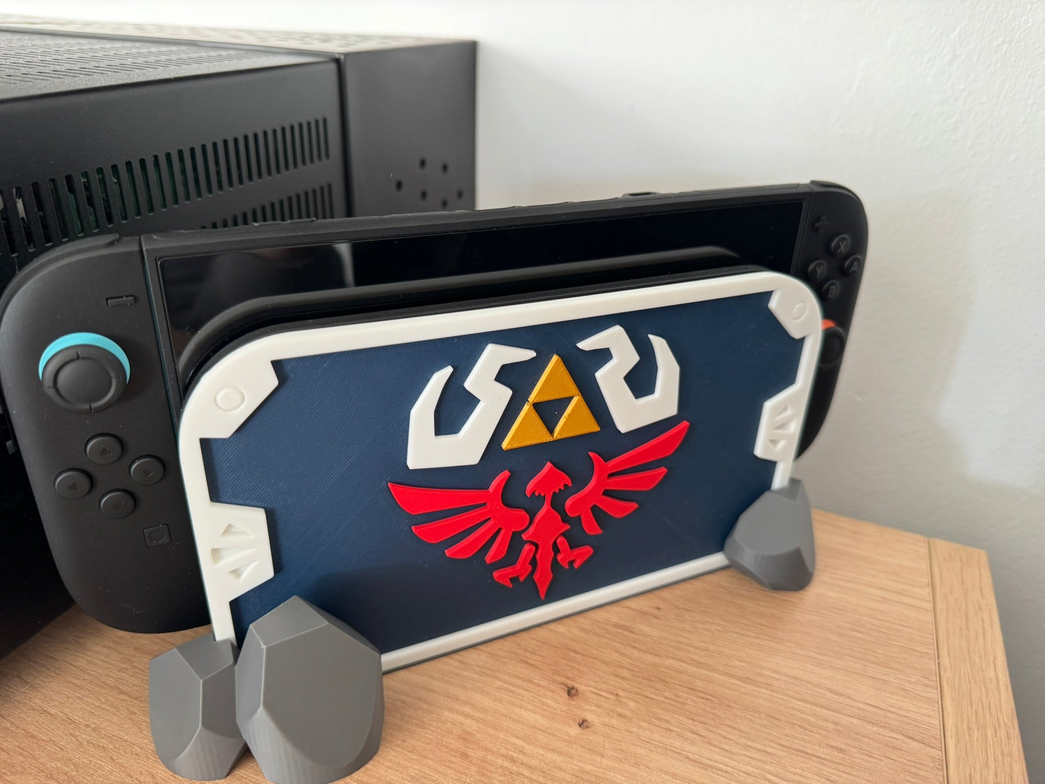 Switch 2 Dock Cover im Zelda Design – Deko-Blende & Kratzschutz