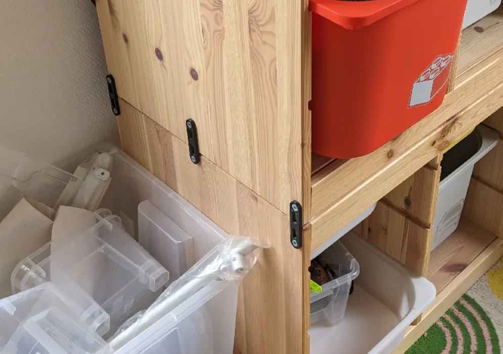 Connecting brackets for stacking IKEA TROFAST shelves – shelf connectors