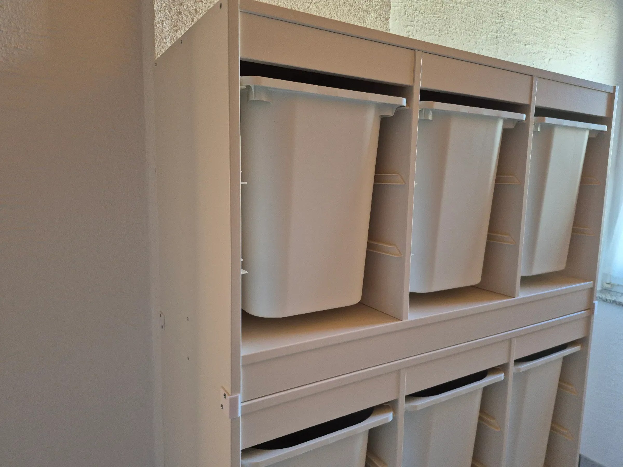 Connecting brackets for stacking IKEA TROFAST shelves – shelf connectors