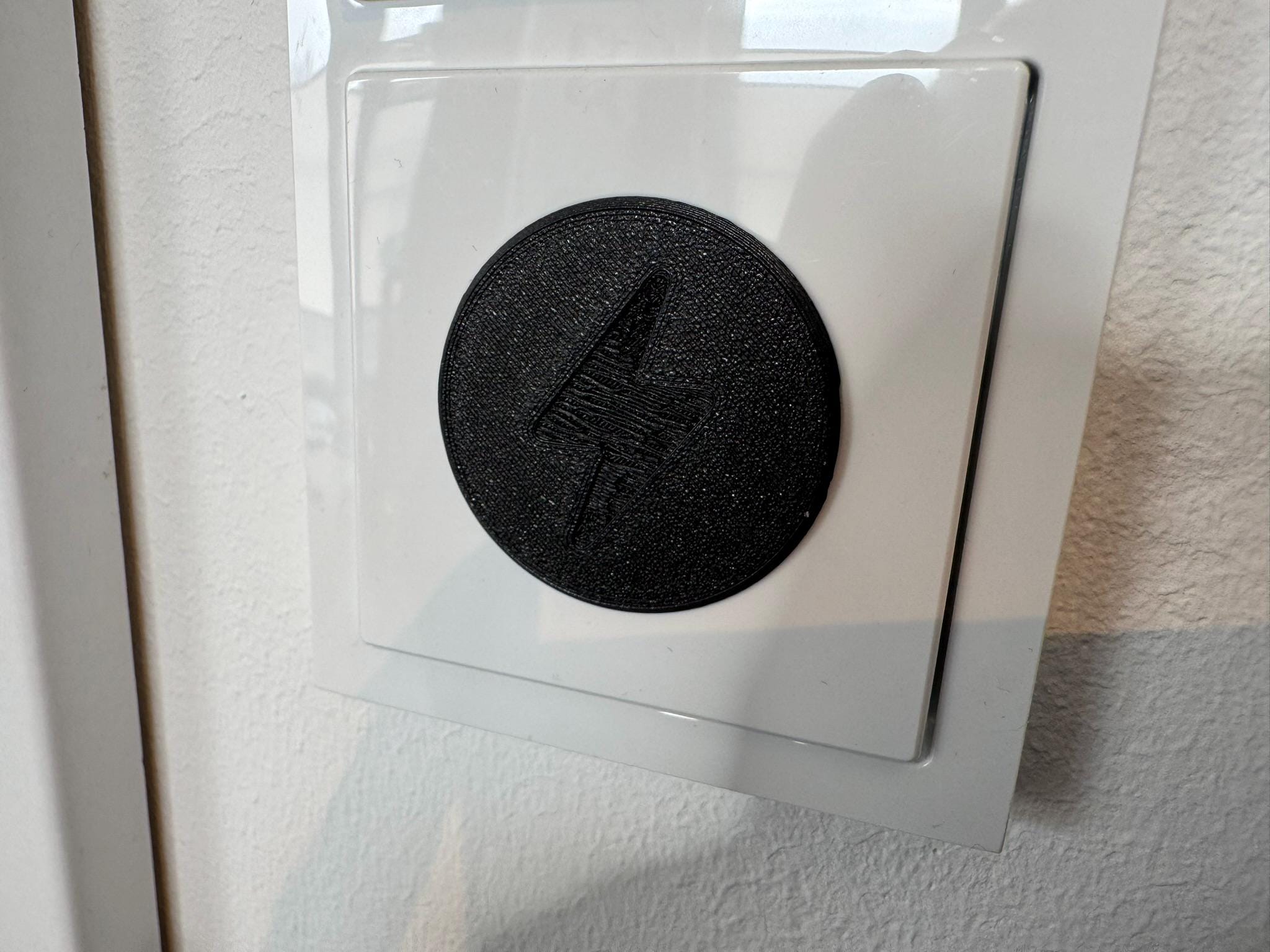 High-quality socket protector for EU sockets - child safety lock & dust protection made of self-extinguishing material